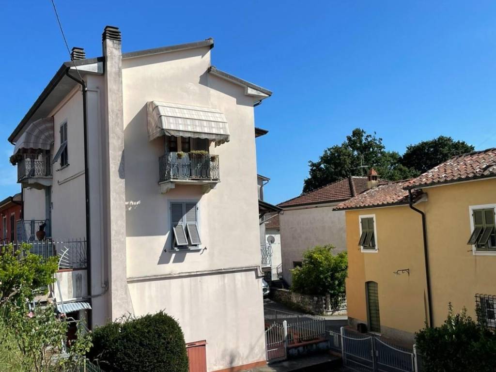 Appartamento a Sarzana in Via Cisa, 69 - Foto 2