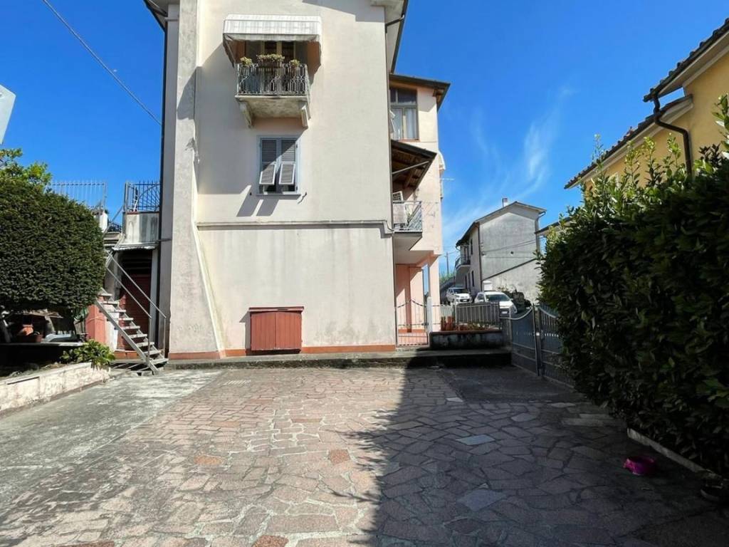Appartamento a Sarzana in Via Cisa, 69 - Foto 3