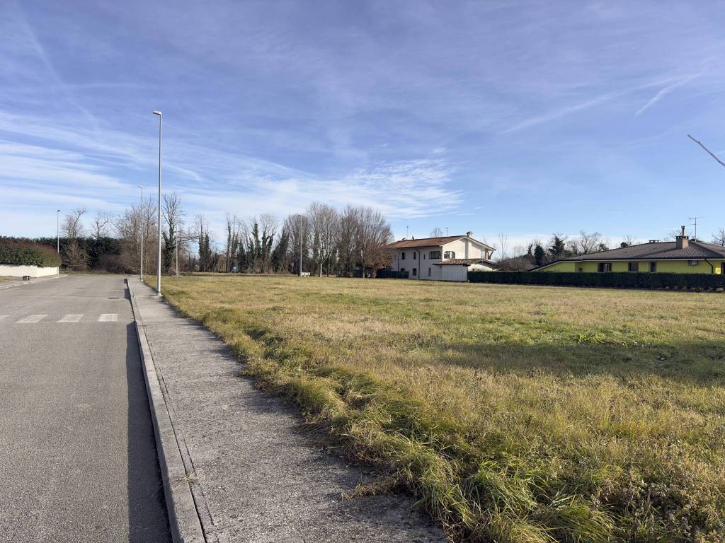 Terreno a Basiliano in Via Armando Diaz - Foto 2