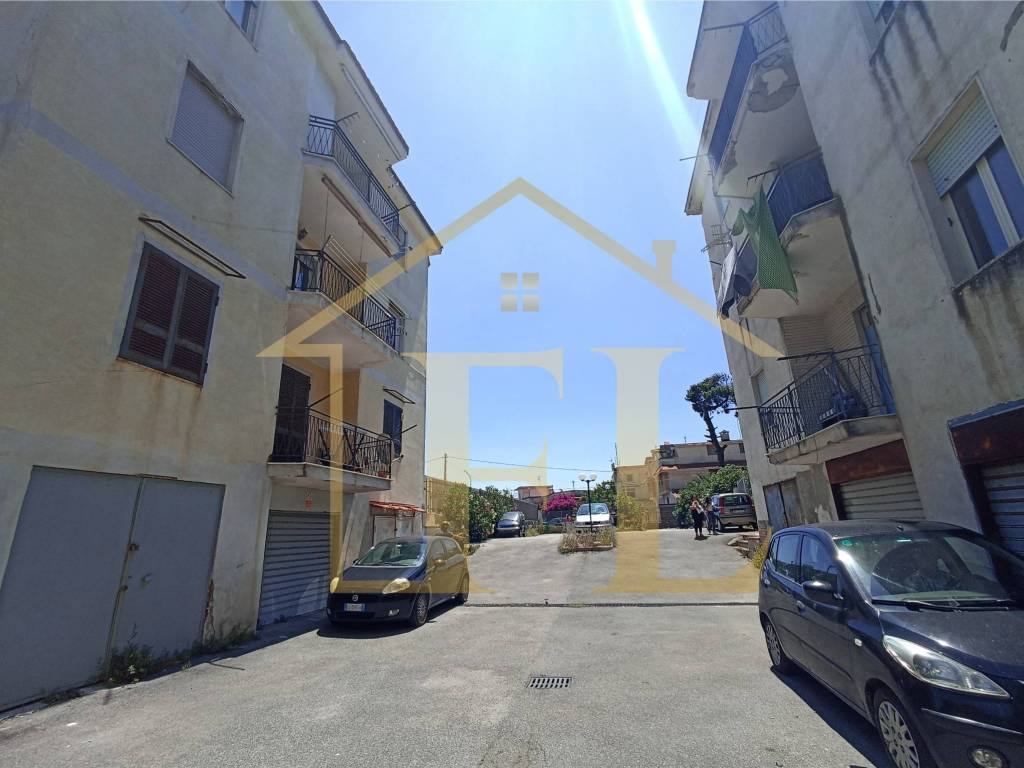 Appartamento a Castel volturno in Via Gioacchino Rossini - Foto 3
