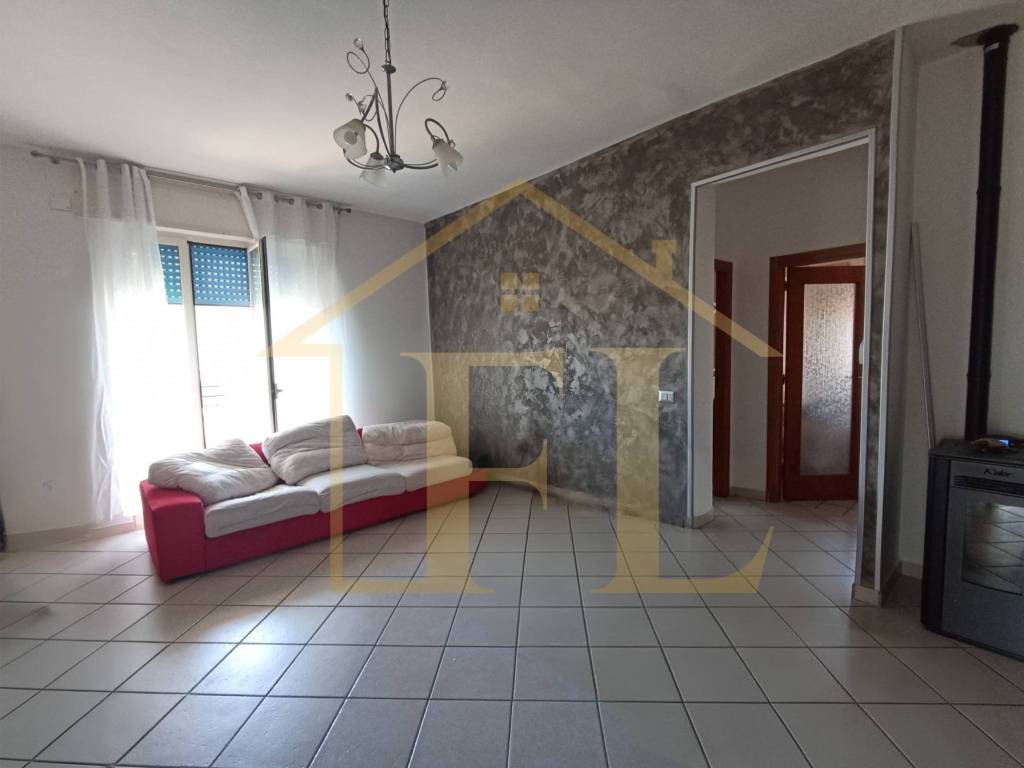 Appartamento a Castel volturno in Via Gioacchino Rossini - Foto 5
