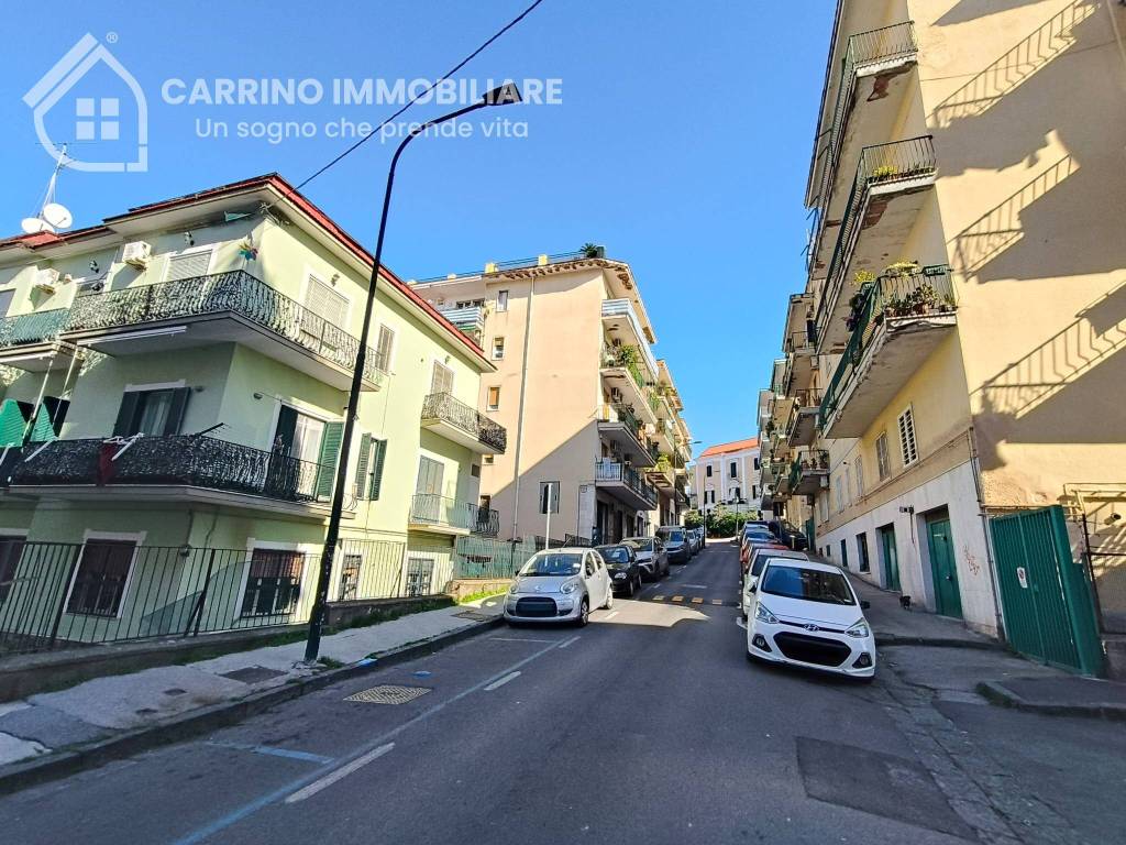 Appartamento a Portici in Viale Privato d'Amore, 7 - Foto 2