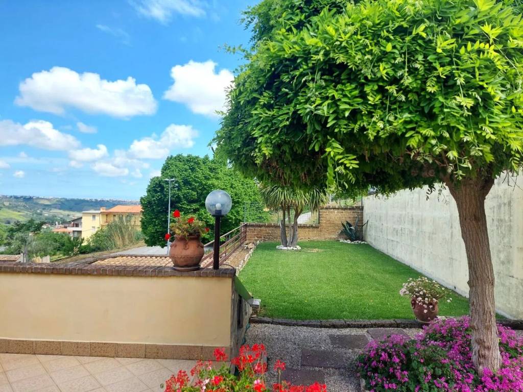 Villa a Lanciano in Via Sant' Egidio - Foto 4