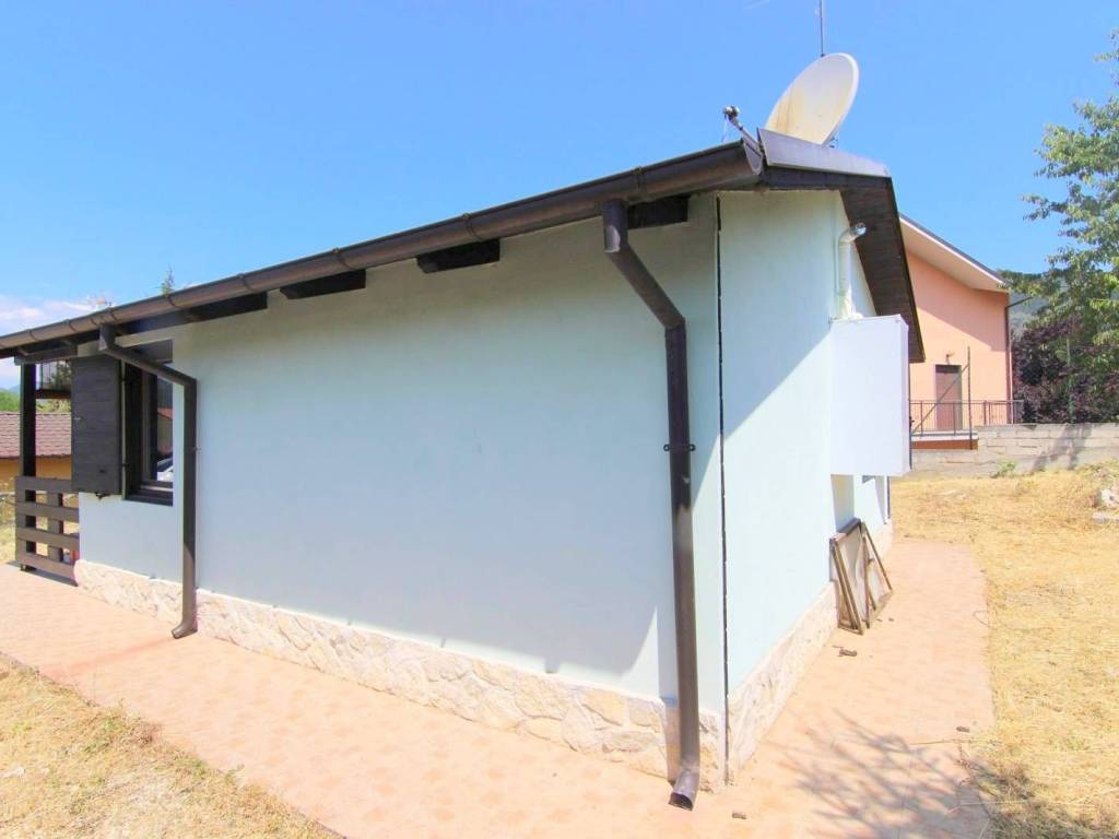 Casa indipendente a Pizzoli in Villaggio Belverde - Foto 4