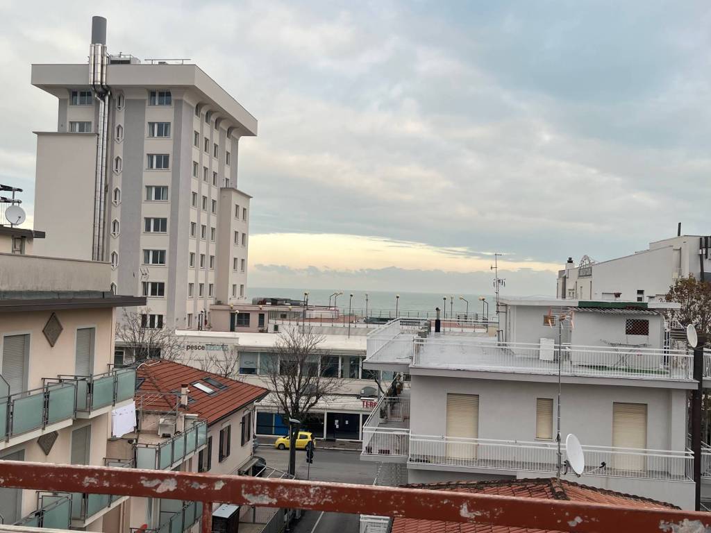 Appartamento a Rimini in Viale Guglielmo Marconi, 66 - Foto 2