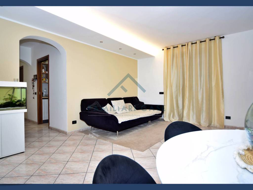 Appartamento a Induno olona in Via Bruno Jamoretti - Foto 3