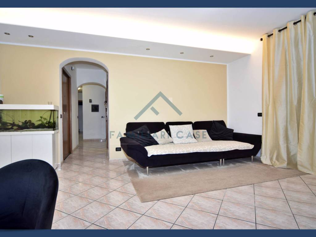 Appartamento a Induno olona in Via Bruno Jamoretti - Foto 4