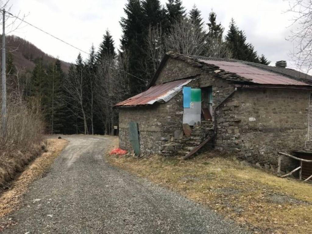 Rustico / casale a Pievepelago in Via Lago Santo, 73 -79 - Foto 4