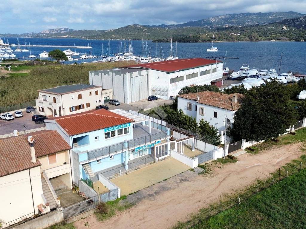 Immobile a Arzachena in Via Lungomare A. Doria, 1 - Foto 3