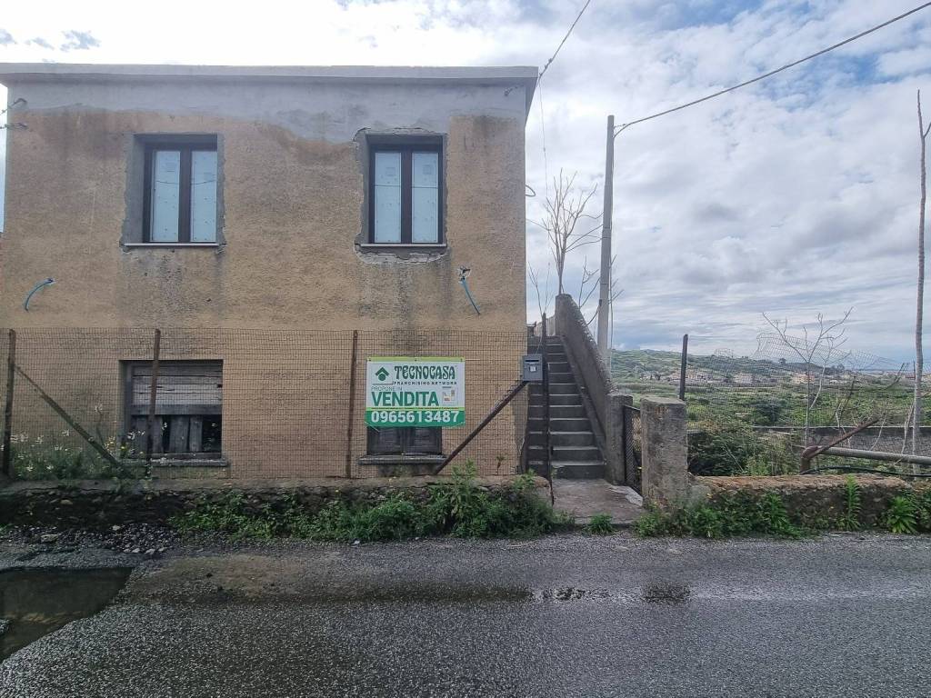 Casa indipendente a Reggio calabria in Via Consortile, 152 - Foto 2