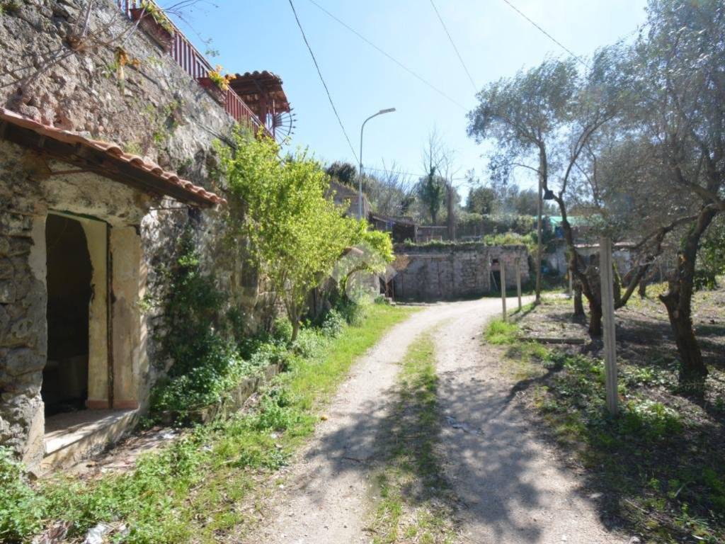Terreno a Capua in Via Luigi Baia, 121 - Foto 3