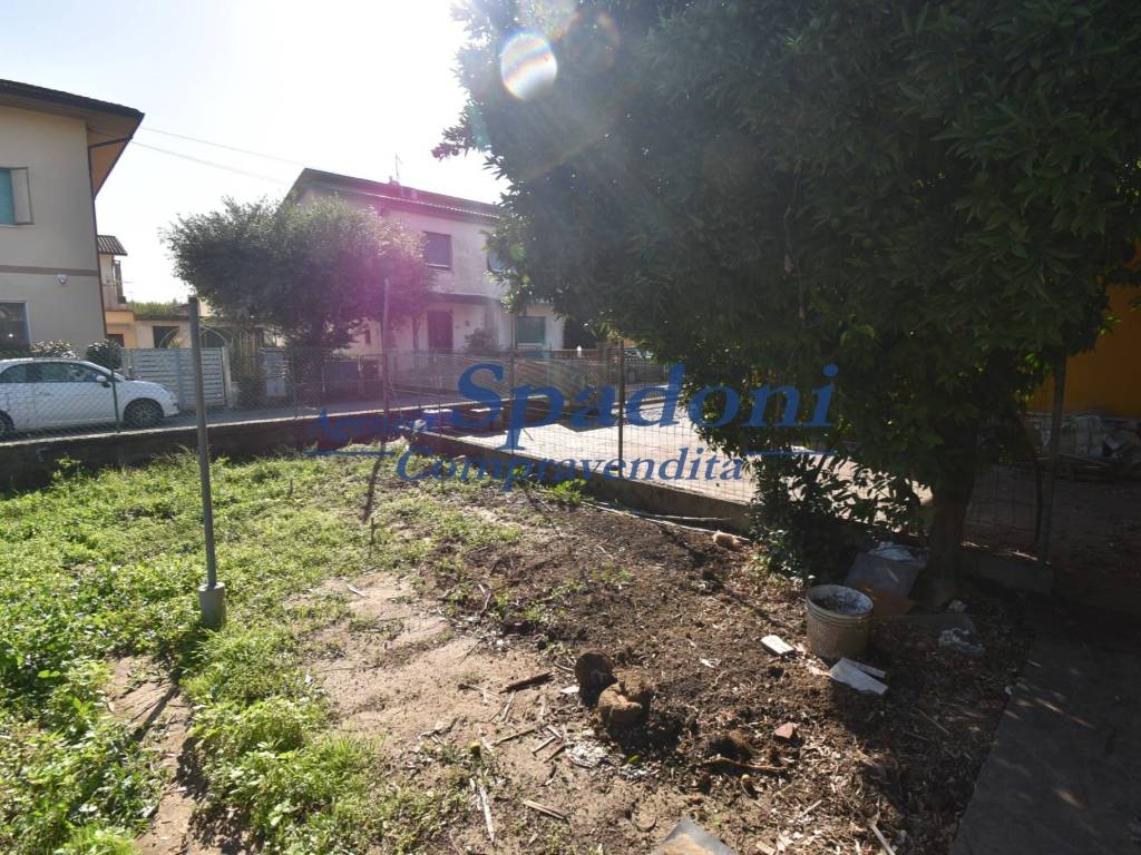 Appartamento a Massa e cozzile in Via Giuseppe Giusti, 19 - Foto 5