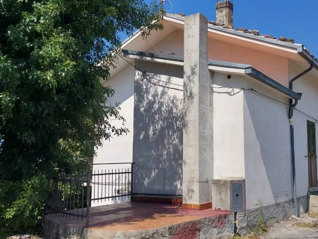 Villa a Roccascalegna in Via Aia Di Rocco, 57 - Foto 3