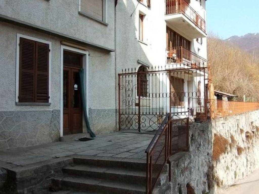 Villa a Varallo in Frazione Camasco - Foto 3