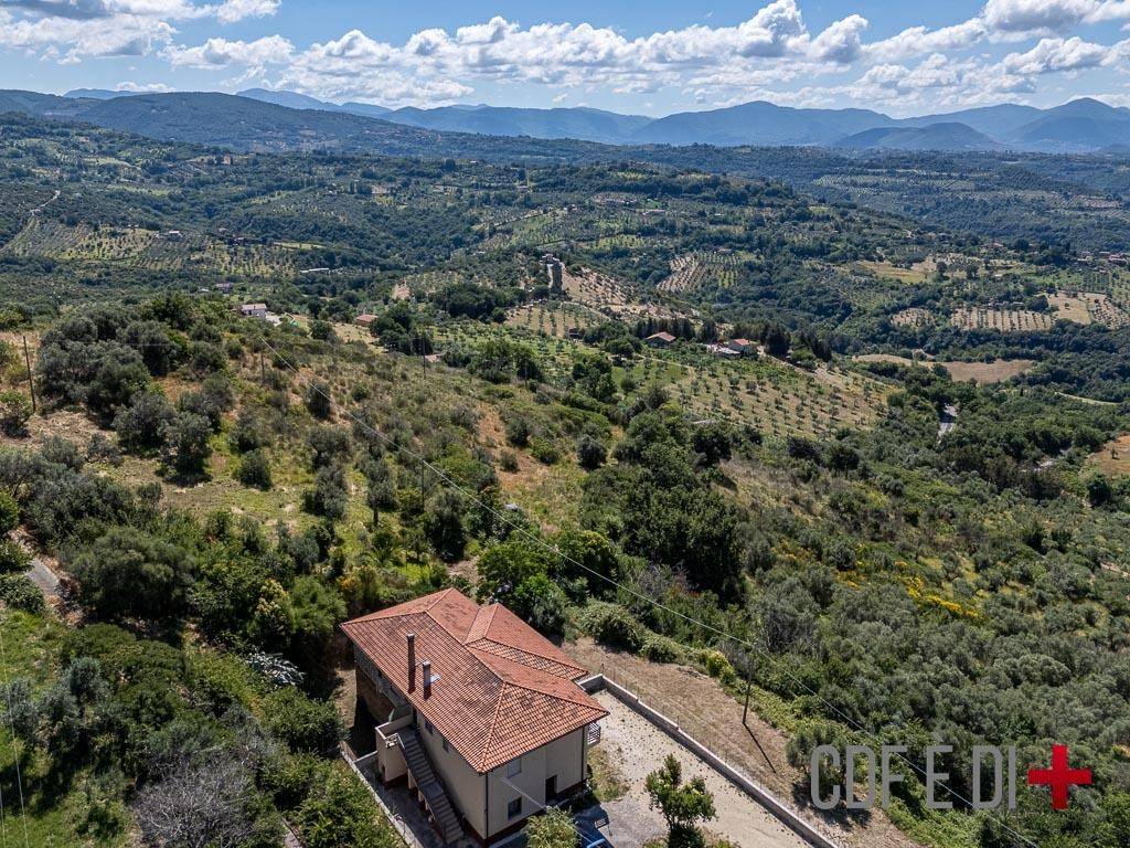 Villa a Salisano in Via Montefalcone - Foto 3