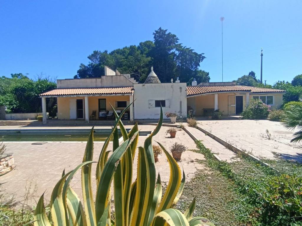 Rustico / casale a Ceglie messapica in SS581 - Foto 4