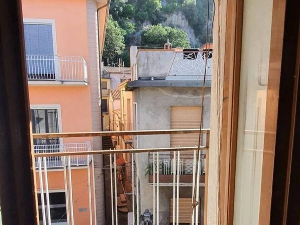 Villa a Lauria in Vico I Cairoli S.N.C. - Foto 2