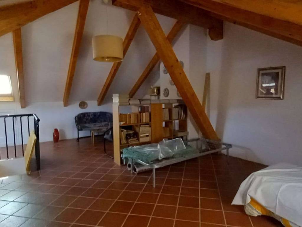 Appartamento a Voltaggio in piazza Garibaldi - Foto 2