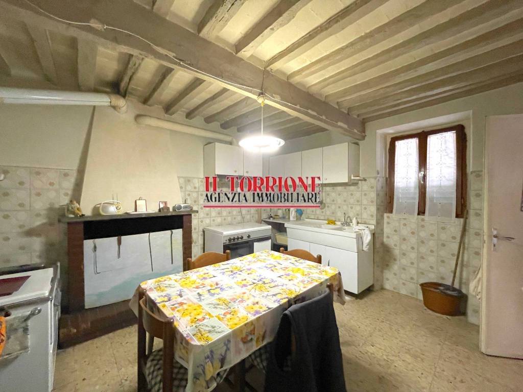 Casa indipendente a Pescia in Via Val di Torbola - Foto 4