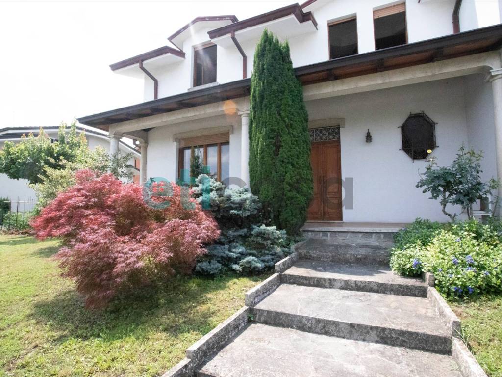Villa a Piacenza in Via Roberto de Longe 38, Piacenza, 38 - Foto 2