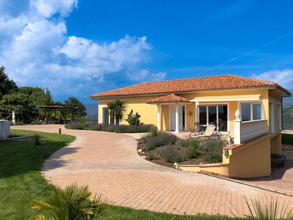 Villa a Camporosso in Via Maure - Foto 2