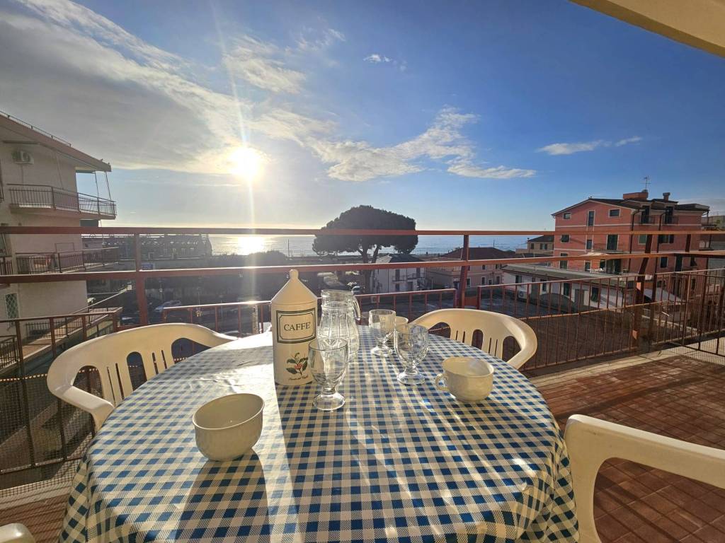 Appartamento a Pietra ligure in Via della Cornice, 3 - Foto 5