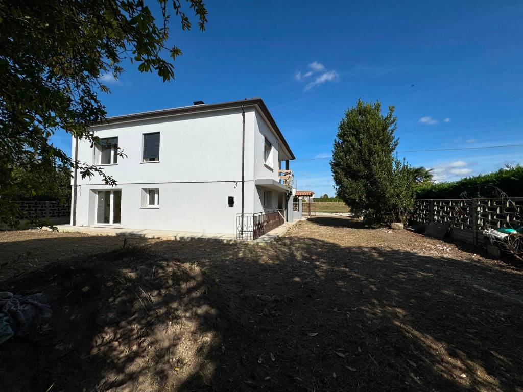 Villa a Pernumia in Via Rovina, 14 - Foto 3