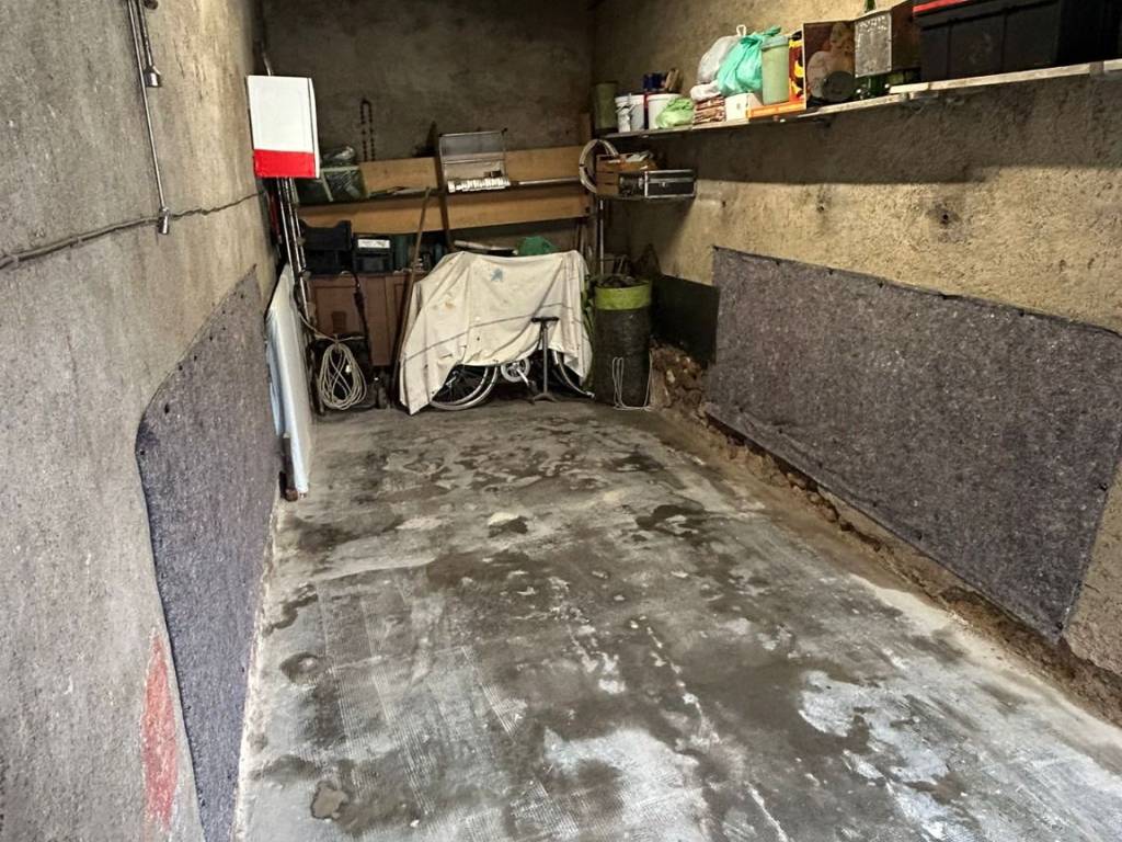 Box / garage a Uboldo in Vicolo Zara, 5 - Foto 4
