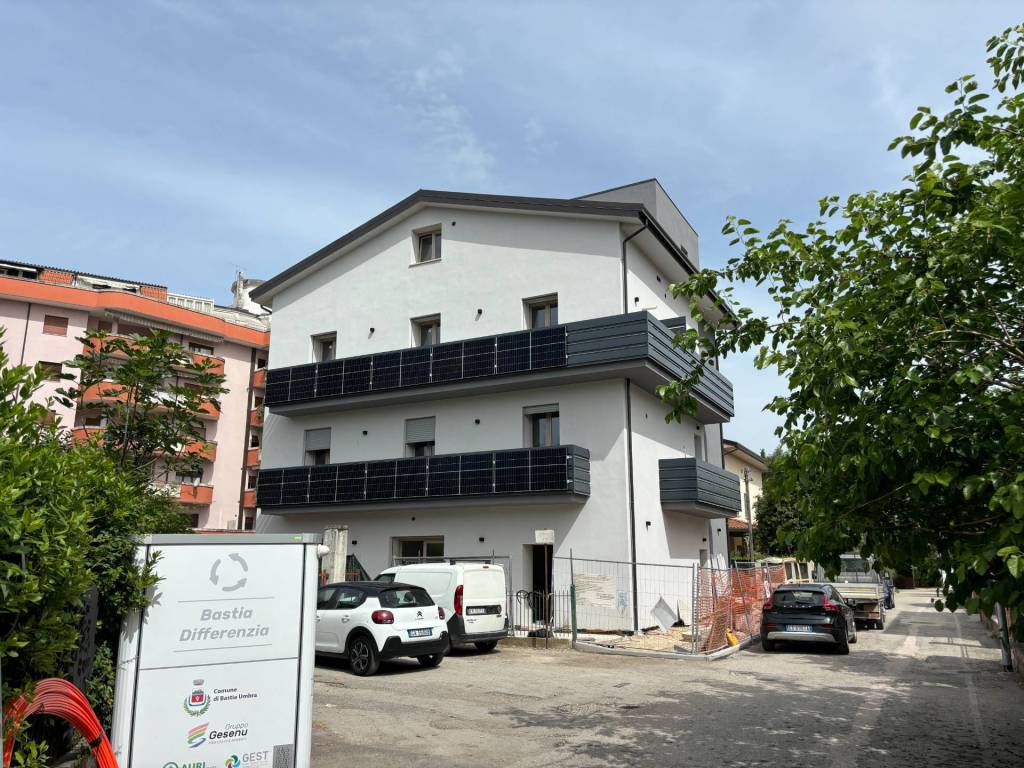 Appartamento a Bastia umbra in Via Aldo Capitini - Foto 2