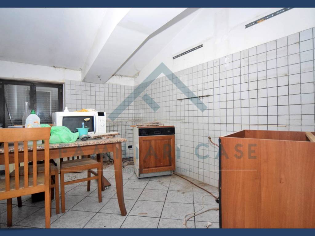 Appartamento a Azzate in mascagni - Foto 3