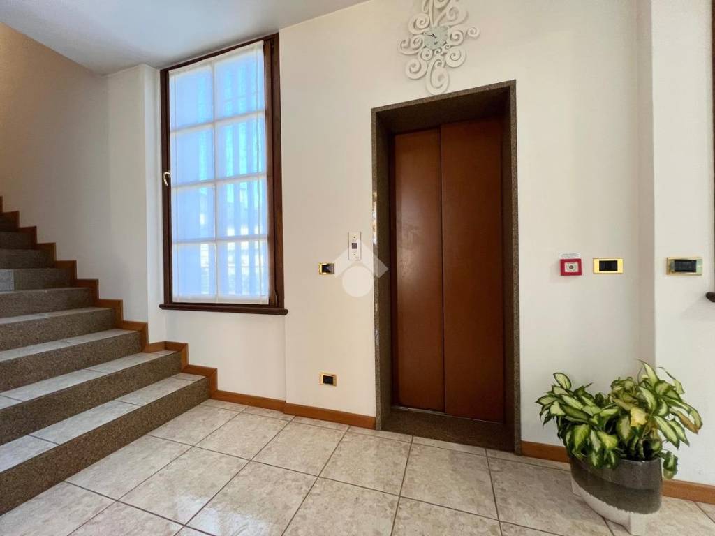 Villa a Codroipo in Via Tita Marzuttini, 3 - Foto 4