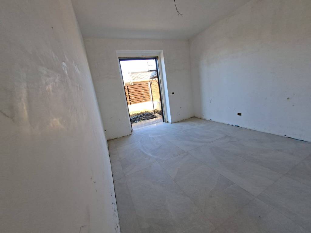 Villa a Cisterna di latina in Via Provinciale Per Latina, 70 - Foto 3