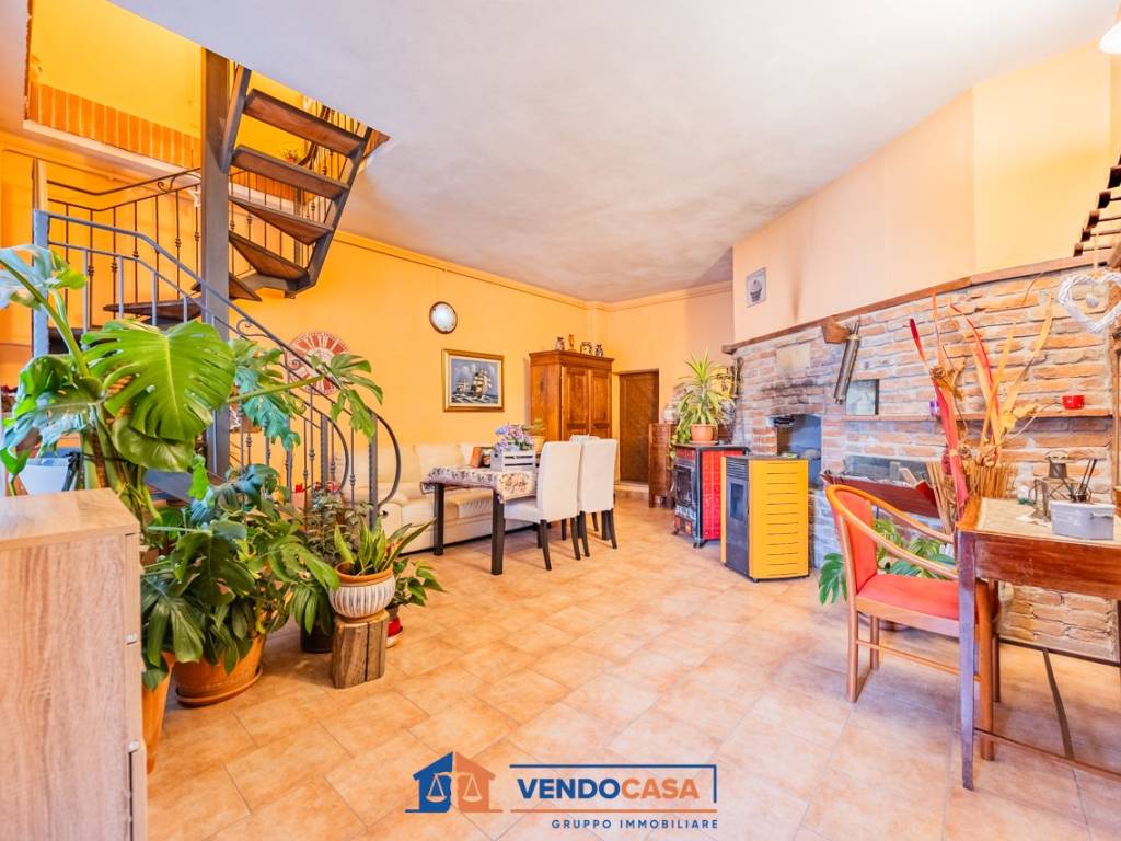 Villa a Vercelli in Strada Provinciale Asigliano - Foto 3