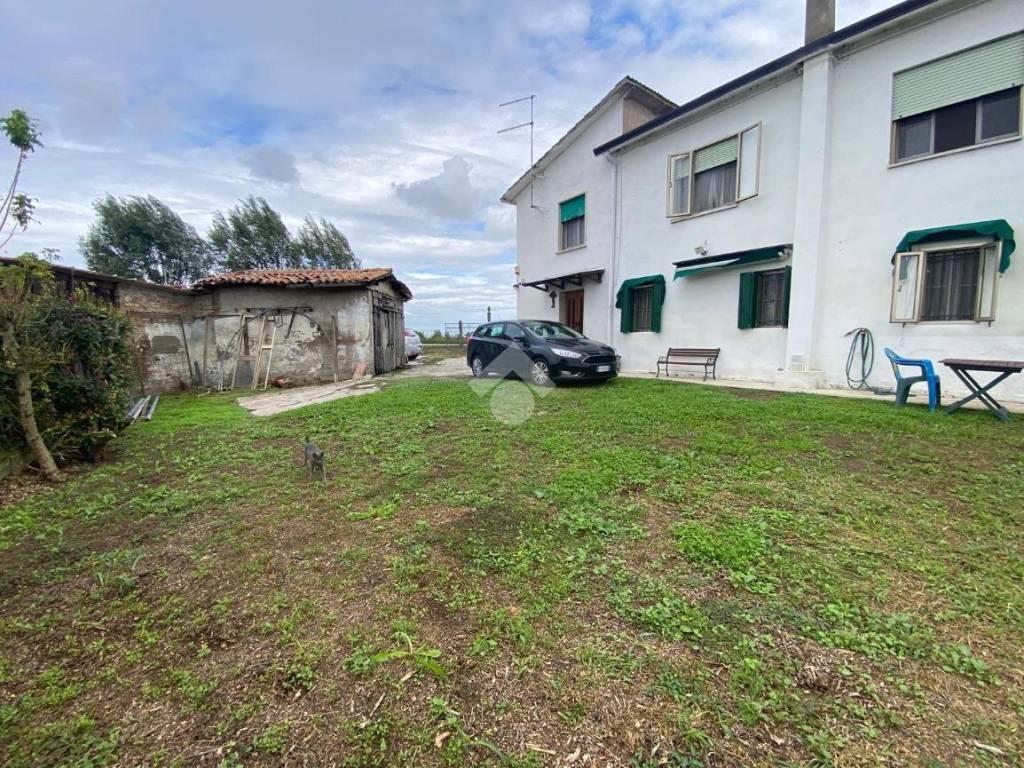 Villa a Gavello in Via Arginone Inferiore, 26 - Foto 2