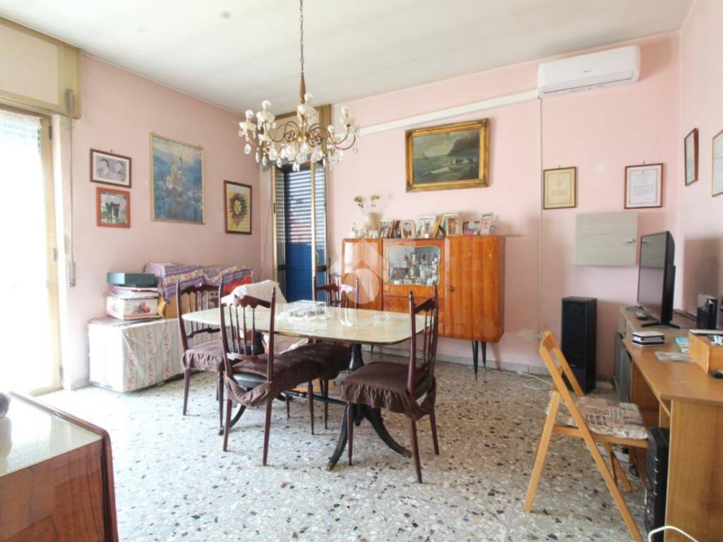 Appartamento a Caserta in Via Eleuterio Ruggiero, 82 - Foto 2