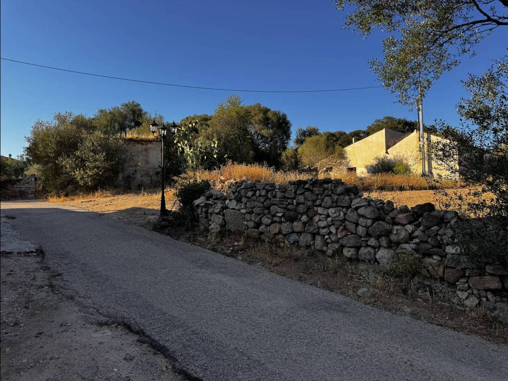 Terreno a Loiri porto san paolo in Via Giuseppe Mazzini - Foto 2
