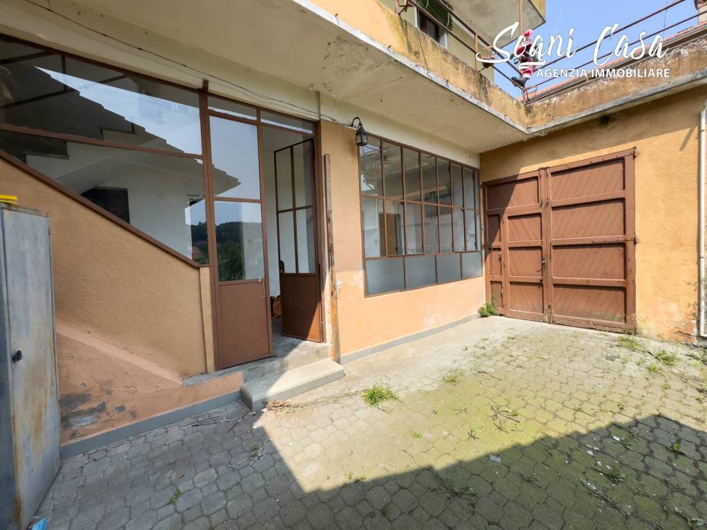 Casa indipendente a Borgosesia in Via Guglielmo Marconi - Foto 4