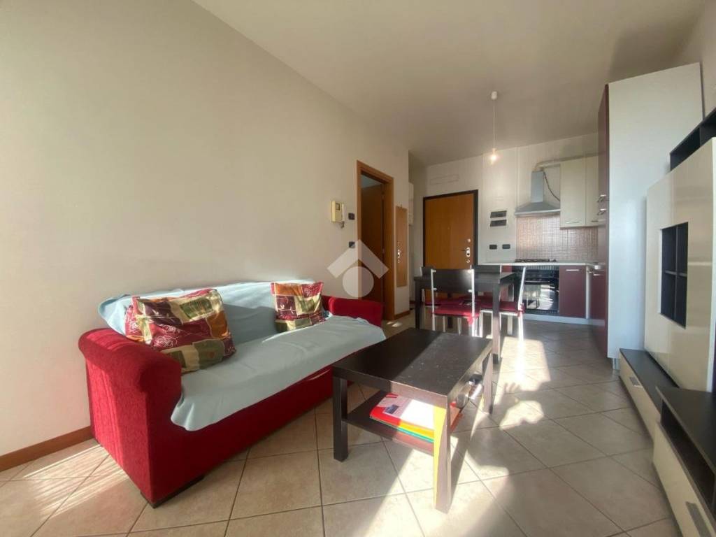 Appartamento a Codogno in VIALE MICHELANGELO BUONARROTI, 11 - Foto 5