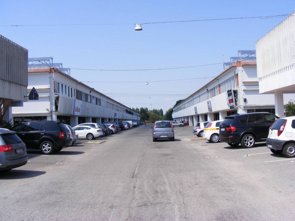 Immobile a Ferrara in Via del Commercio, 50 - Foto 4