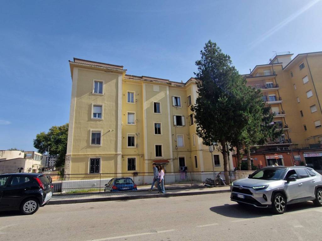 Appartamento a Avellino in Via Tagliamento, 98 - Foto 2