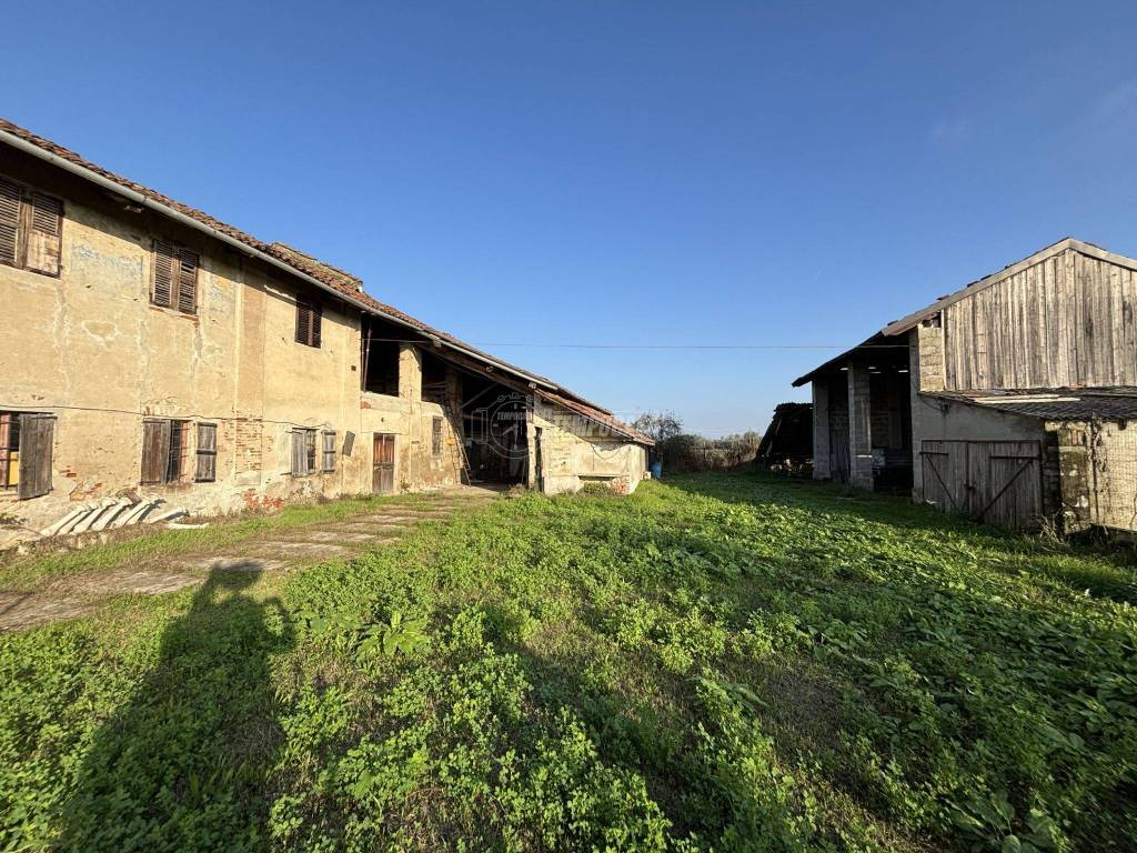 Rustico / casale a Casale monferrato in Strada degli Orti - Foto 4