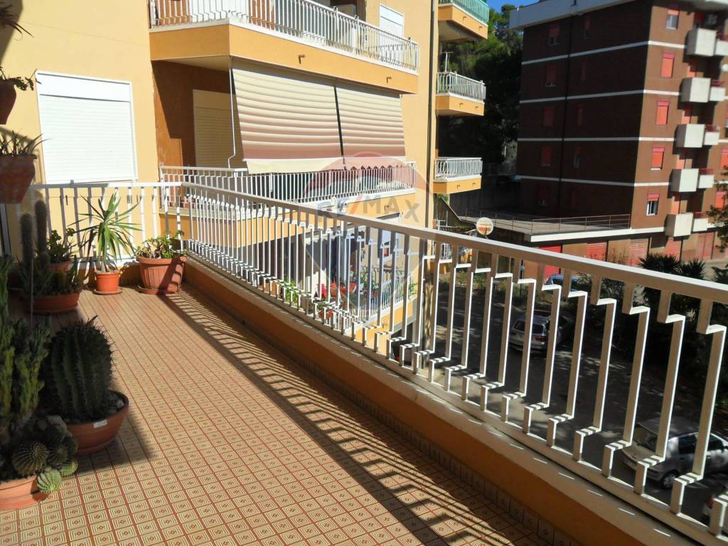 Appartamento a Caltanissetta in Via Filippo Paladini, 158 - Foto 2