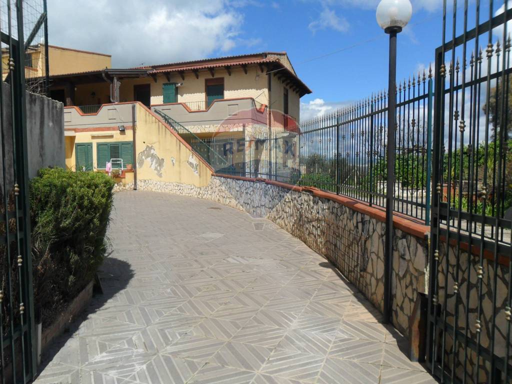 Villa a Caltanissetta in CONTRADA TUCARBO, 22 - Foto 5
