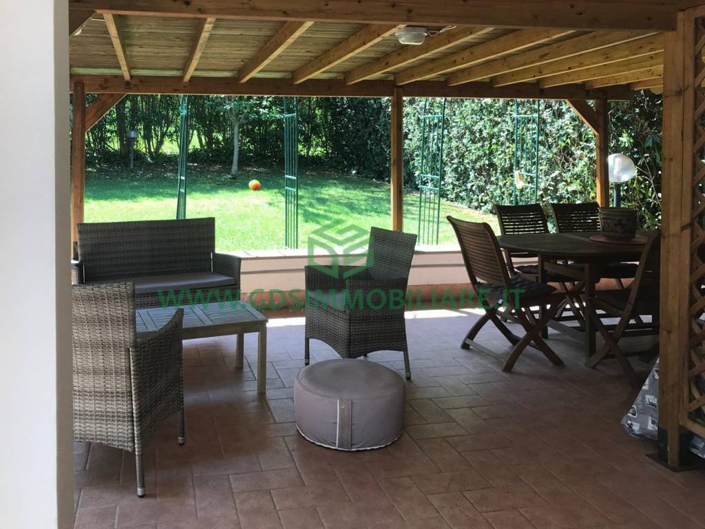 Villa a Tarquinia in Via degli Alvhetna - Foto 2