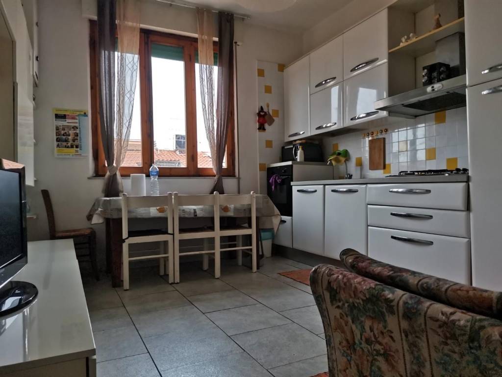 Appartamento a Poggibonsi in Via Giovanni Pascoli, - Foto 3