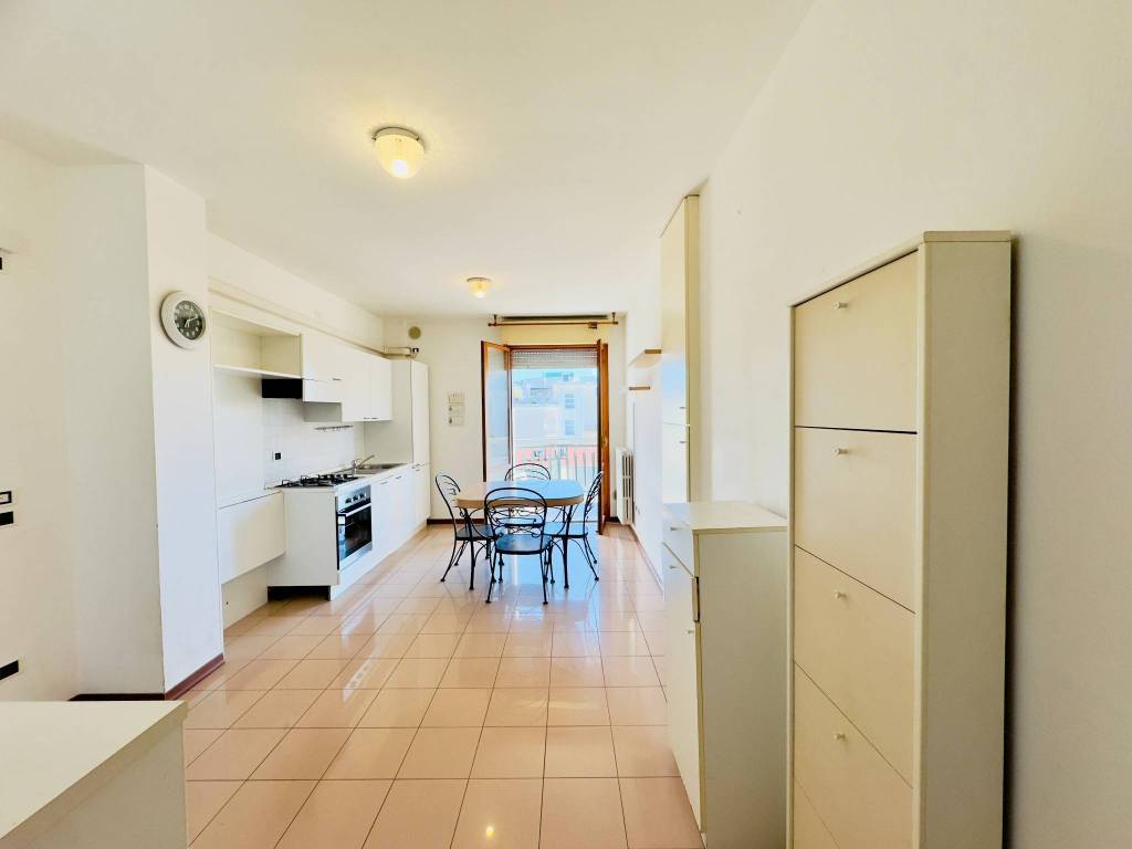 Appartamento a Riccione in Viale Francesco Petrarca - Foto 3