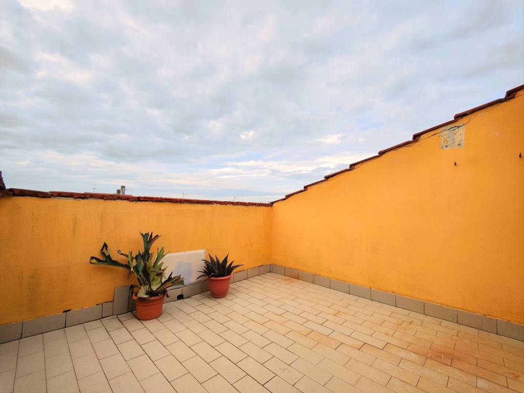 Appartamento a Pisa in VIA CALLISTO MANDER - Foto 5