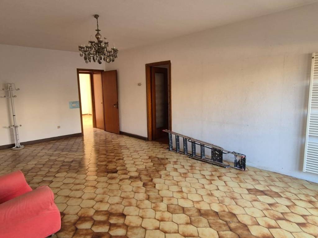 Appartamento a Viggiù in Via Martini Ignoti, 2 - Foto 4