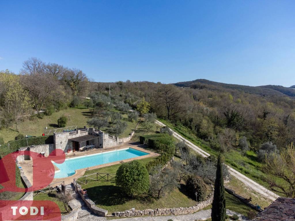 Appartamento a Todi in Izzalini, 1 - Foto 2