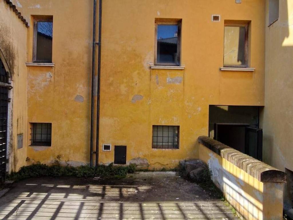 Palazzo / stabile a Castiglione delle stiviere in Via Giuseppe Garibaldi, 41 - Foto 5